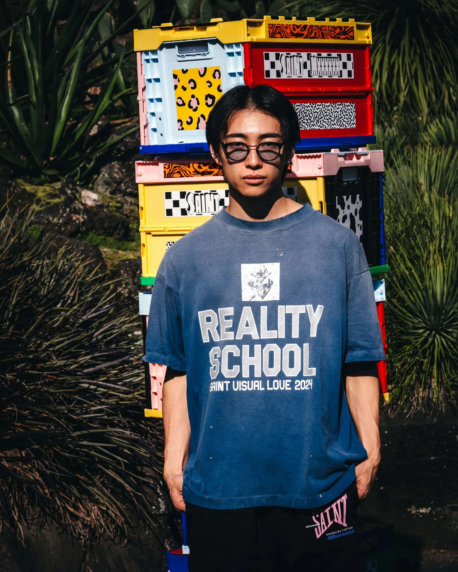 SAINT Mxxxxxx REALITY SCHOOL SS_TEE/NVY slogan distressed short-sleeves, washed blue S-XL, garment dyeing, horse fade, ultra-complex shearing and destruction treatment, correct version, cylindrical fabric, customized original consistent main mark/wash mark, original consistent silver powder printing, distressed treatment
